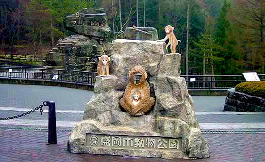 立体的な顔出し看板