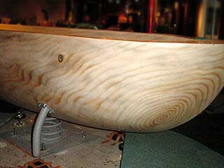 FRP製の丸木舟