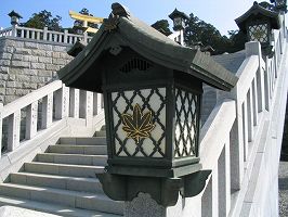 秋葉神社の灯籠