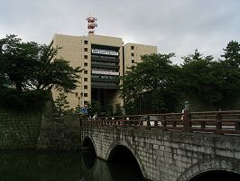 福井県庁
